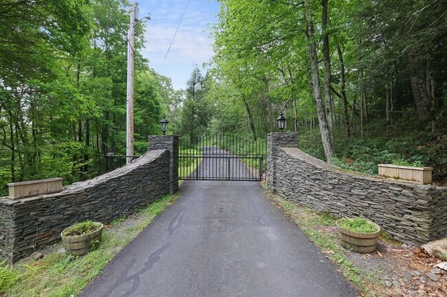 Photo - One of a kind Castle on the Hill for Rent!...