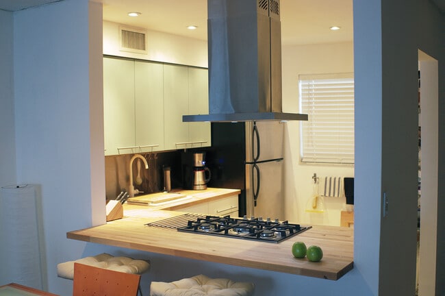 Building Photo - 1615 Meridian Ave Unit 204