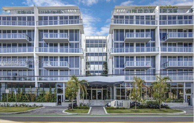 Building Photo - 9940 W Bay Harbor Dr Unit 5C-S