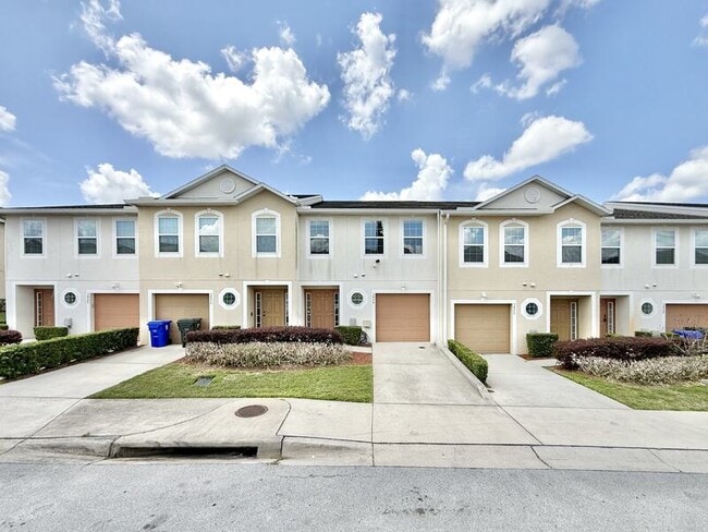 Photo - 3824 Exeter Ln