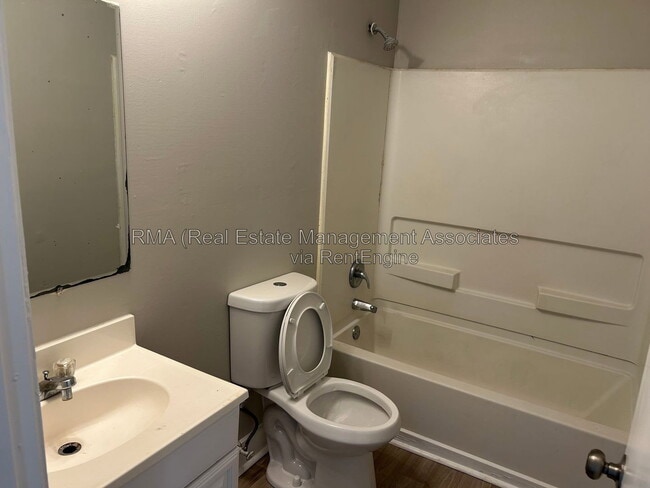 Photo - 247 Spring St