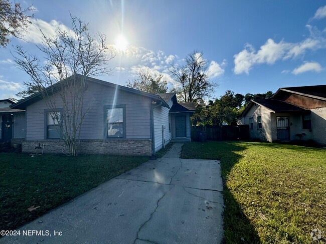 Building Photo - 8846 Cavender Dr Rental