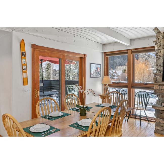 Photo - 747 W Pacific Ave Unidad ID1324984P