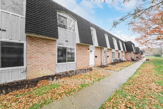 Building Photo - 5520 Beavercrest Dr Unit #9