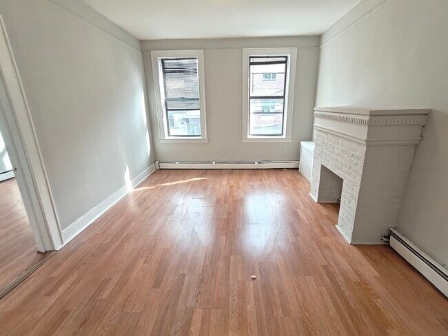 Photo - 115 Grafton Ave Unit 3