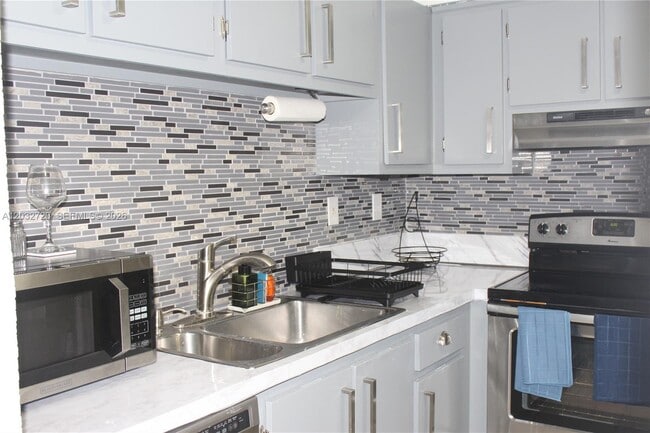 Photo - 110 Gardens Dr Unit 103