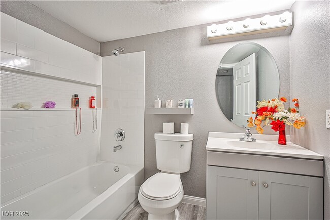 Building Photo - 4280 Tara Ave Unit 1