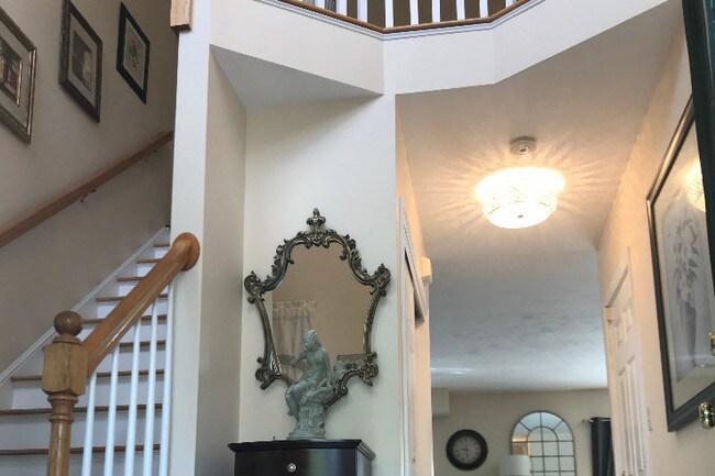 Photo - 671 Trapelo Rd