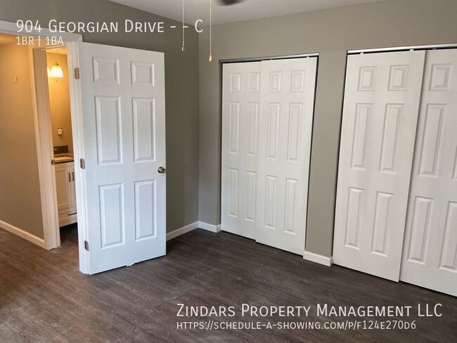 Photo - 904 Georgian Dr Unidad C