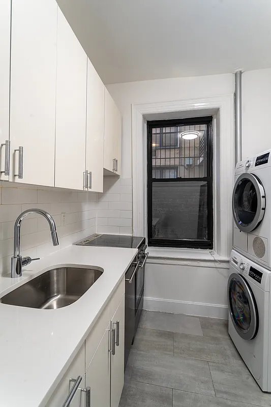 Photo - 443 E 88th St Unidad 4