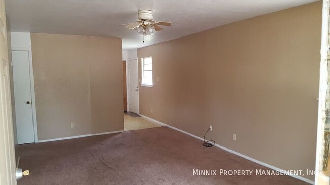 Photo - 718 W 4th St Unidad B
