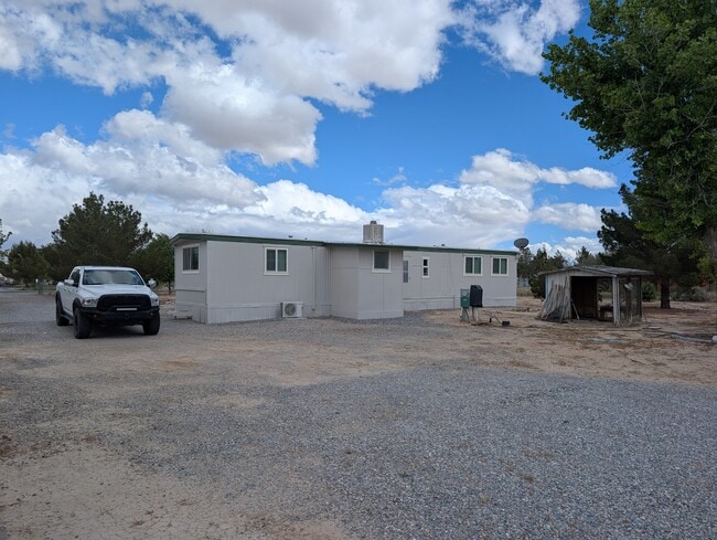 Photo - 1620 Landmark Ave