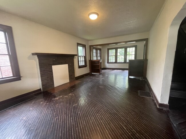 Photo - 718 E Hunter Ave