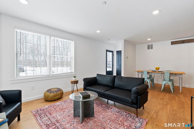 Building Photo - 179 Butternut St Unit 7