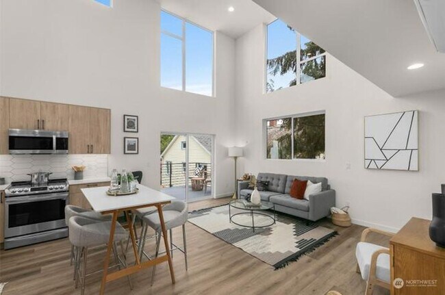 Photo - Welcome Home -Modern and Expansive Windows