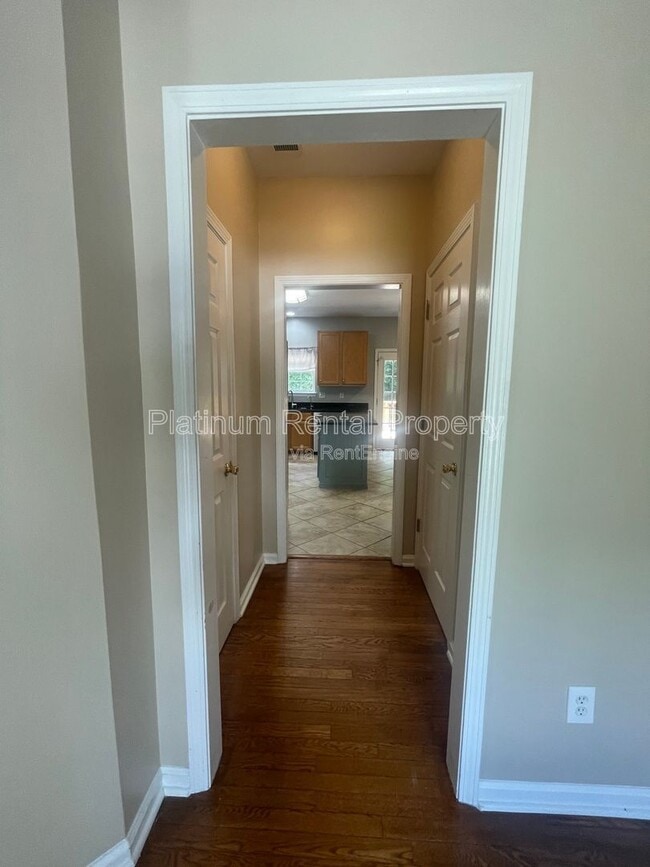 Photo - 36 Ivy Mist Ln