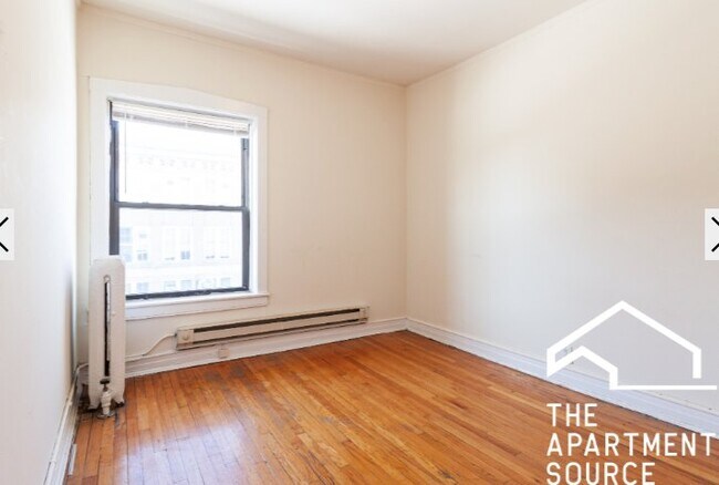 Photo - 827 W Waveland Ave Unit S3