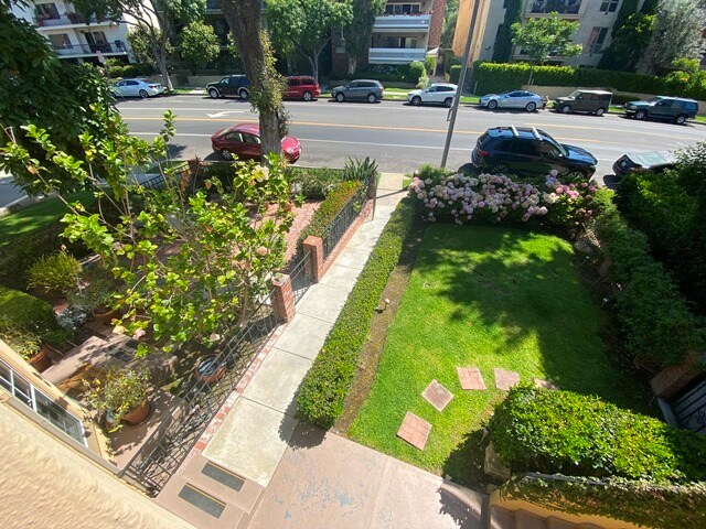 Photo - 1309 Roxbury Dr