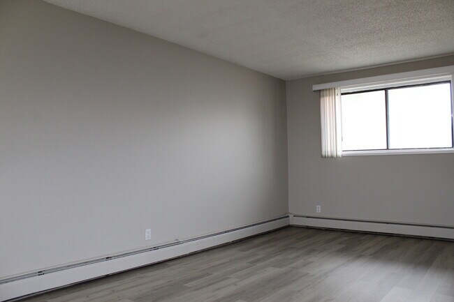 Photo - Diane Apartments 1