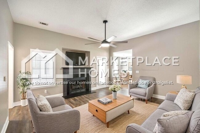 Photo - 415 Covington Cove