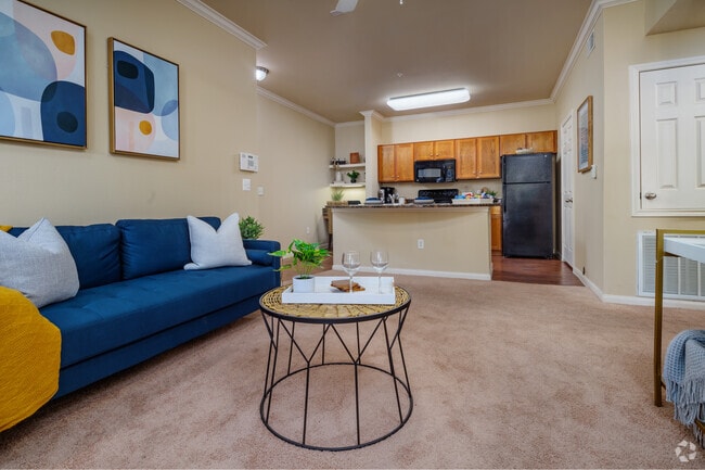 1BR, 1BA - 705SF Living Room
