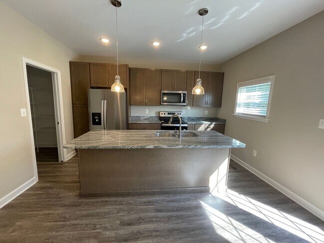 Photo - 3-Story Luxury Townhouse in Conger Creek