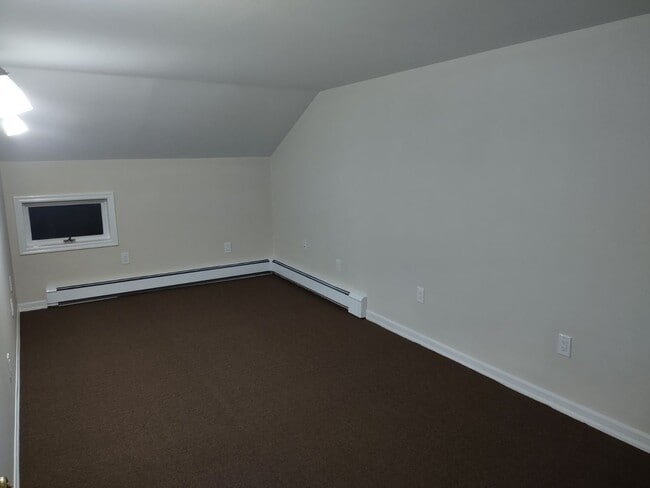 Photo - 164 Auburn St Unit 164 Auburn St Apt 3