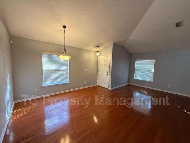 Photo - 1193 Bedrock Dr