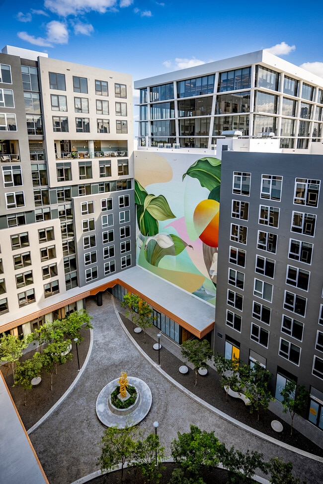 Photo - 276 NW 31st St Unit S1