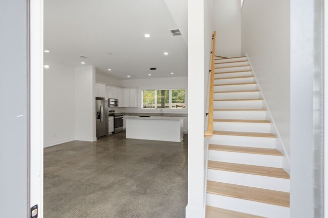 Photo - 1536 Yarra St