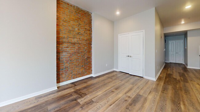 Photo - 2217 N 33rd St Unit 2