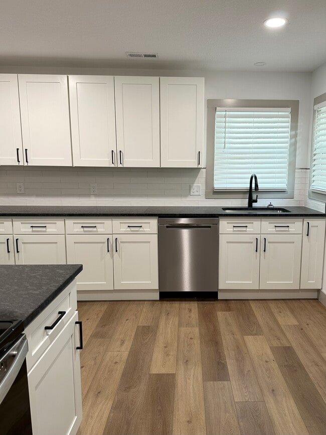 Photo - 2907 Jersey Ave Unit 2907 Jersey Ave. A