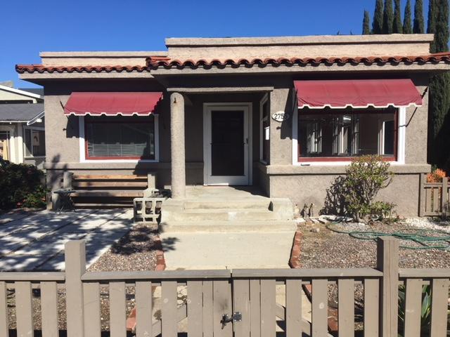 Photo - 2755 E De Soto St