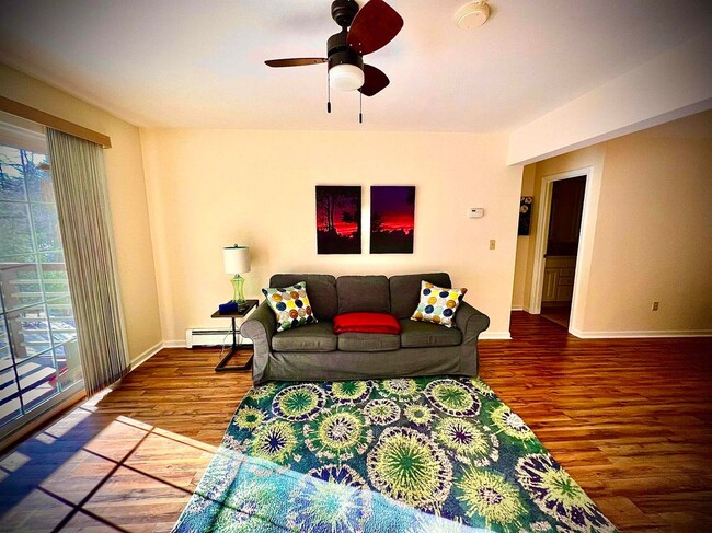 Photo - 267 Hildred Dr