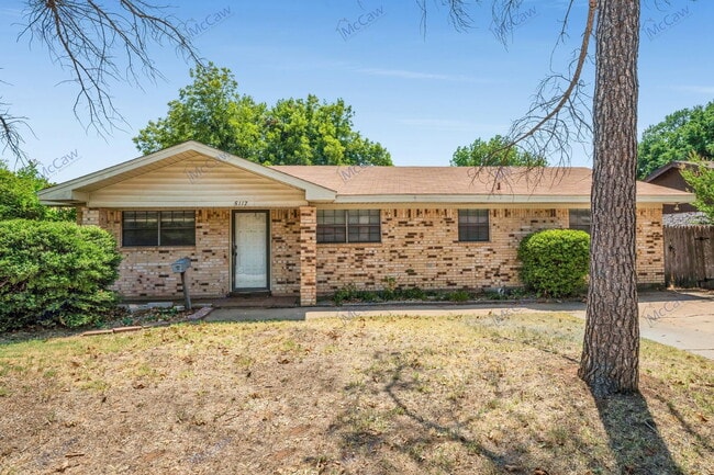 Building Photo - 5117 Bahama Dr