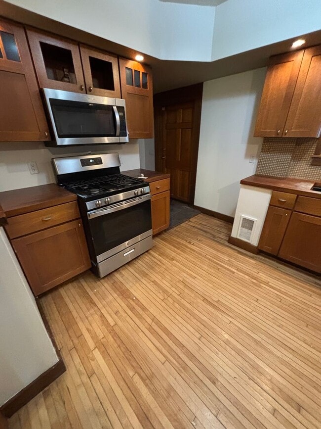 Photo - Single Family Home in Bryn Mawr/Harrison - Updated Kitchen + Dishwasher!