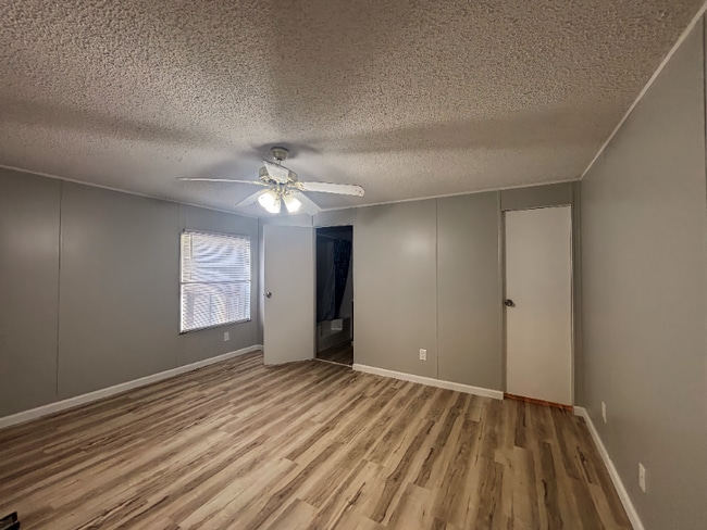 Photo - 7007 Timber Ridge N