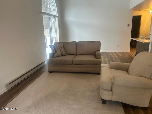 Photo - 24 Queen Ann Court