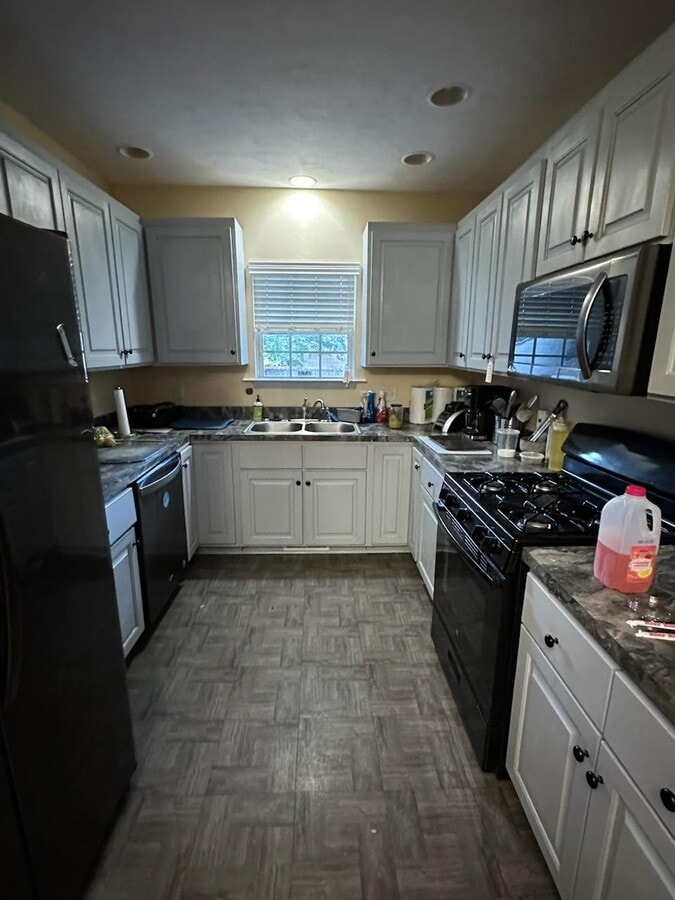 Photo - 316 W 31st St House