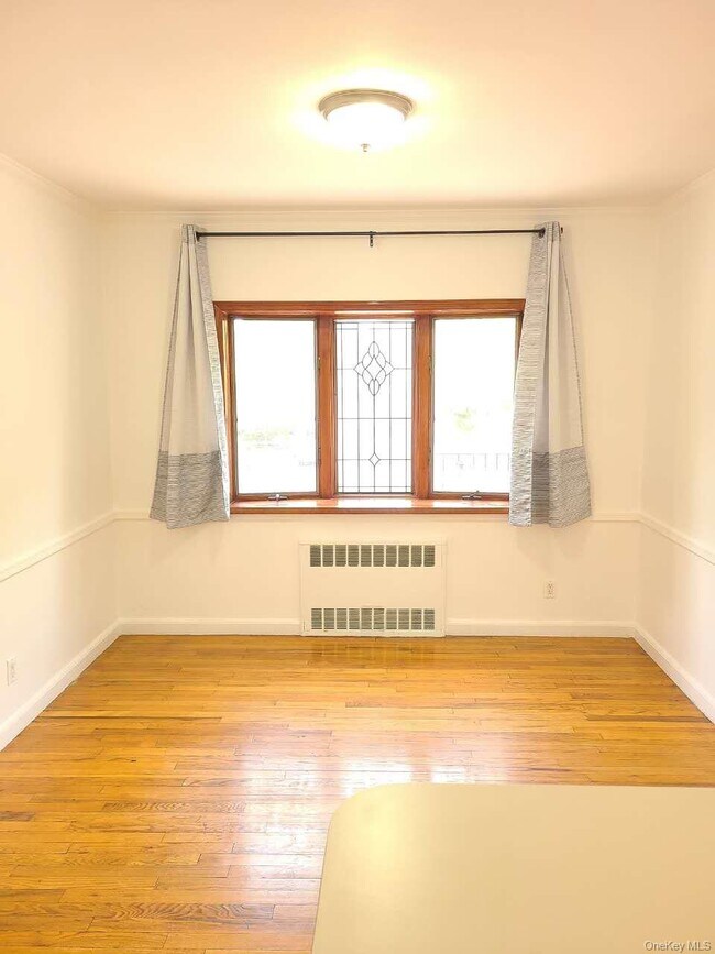 Photo - 64-73 Ellwell Crescent Unidad 1st Floor