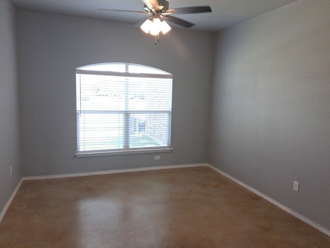 Photo - 3010 Privet Dr