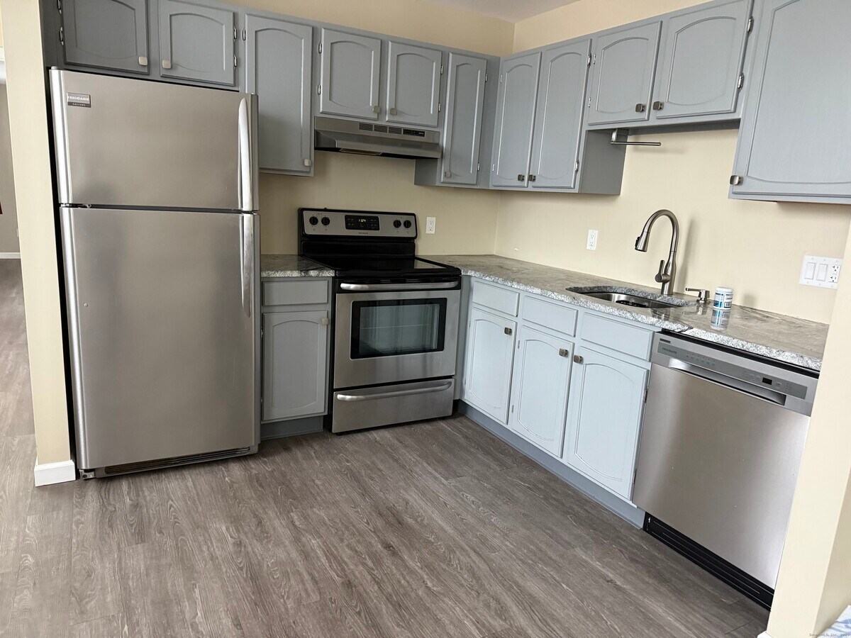 Photo - 40 S Cherry St Unit 29