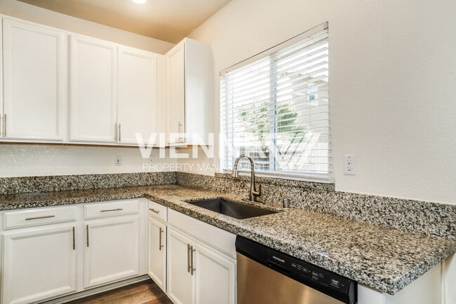 Photo - 3024 Welton Cir