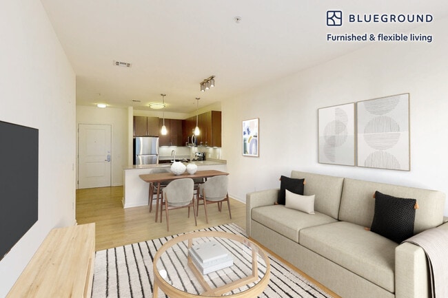 Photo - 333 Great River Rd Unidad FL3-ID4483A