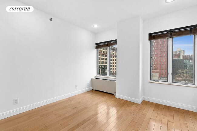 Photo - 189 Bridge St