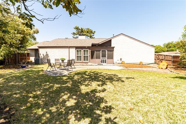 Photo - 3000 Townbluff Dr