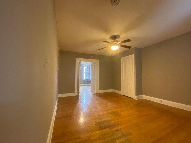 Photo - Remodeled one bedroom apartment Unidad 2