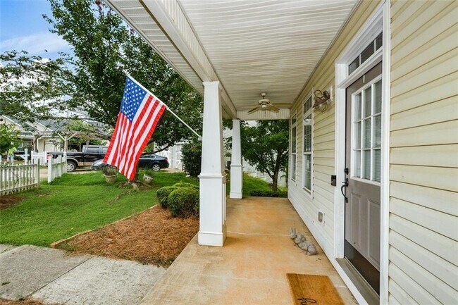 Photo - 2683 Mariner Way