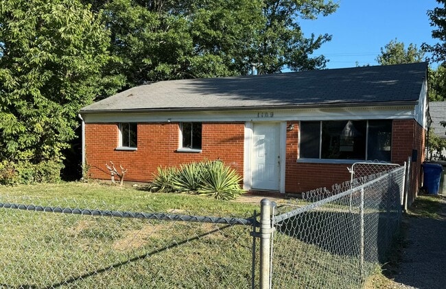 Building Photo - 1109 Birch Dr Rental