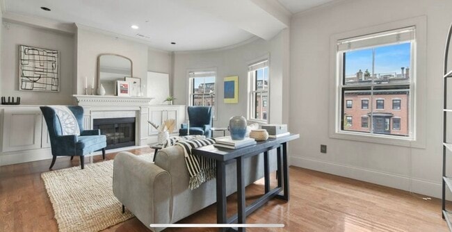 Building Photo - 460 Massachusetts Ave Unit 4